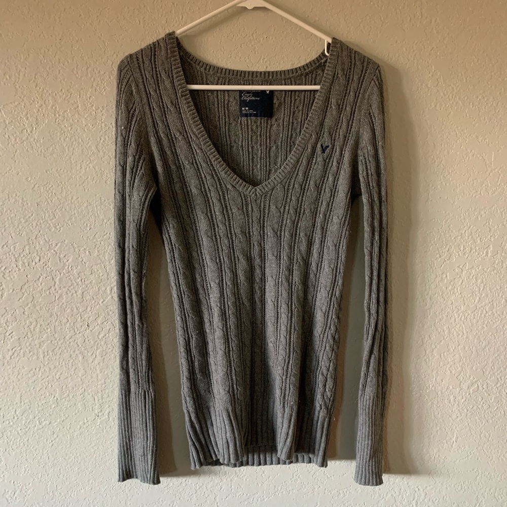 Vintage American eagle knit V-neck sweater